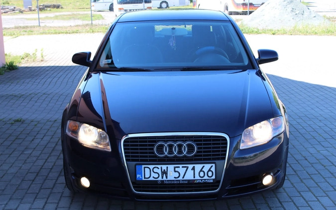 Audi A4 cena 16800 przebieg: 438000, rok produkcji 2006 z Sobótka małe 562